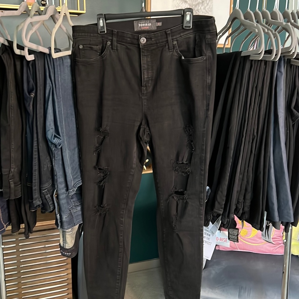 Torrid black distressed jeans. Gently used